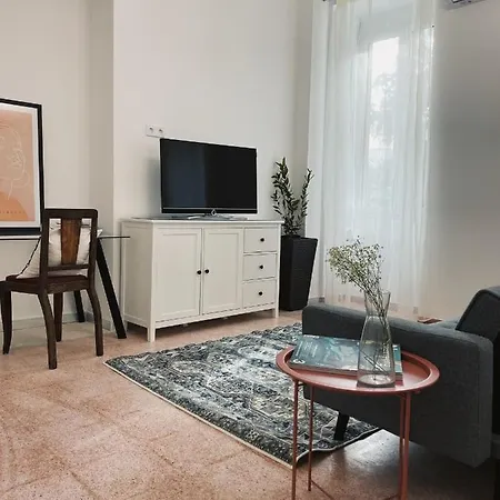 Olive Renovated 2022 Apartment