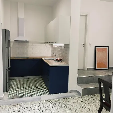 Olive Renovated 2022 Apartment Piraeus